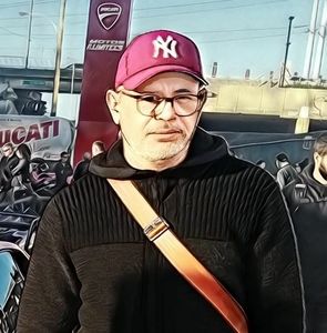 Meet your Posher, Hatem